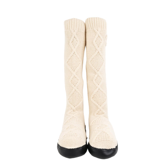 Chanel Complimentary Blanket & Sock