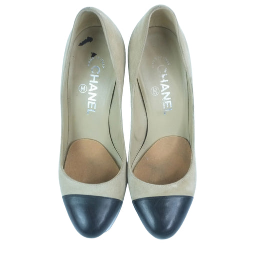 Chanel Pumps Suede Beige Black 37