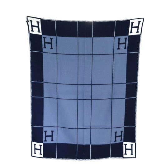 Hermes Avalon III Throw Blanket Blue 135x170