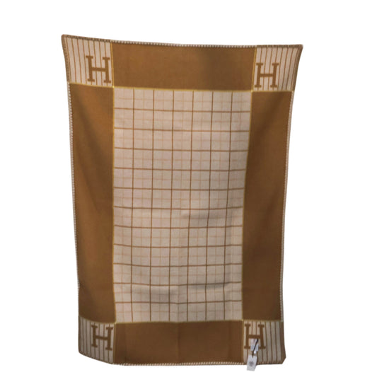 Hermes Avalon Cabriole Beige 100x140