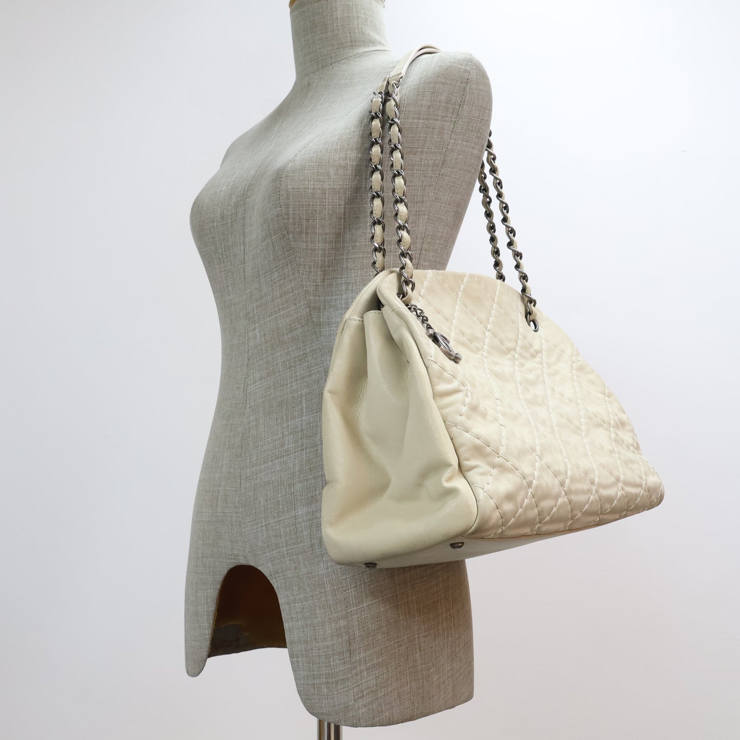 Chanel Mademoiselle White Shimmer