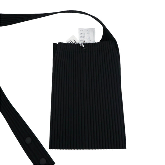 Homme Plisse Issey Miyake Effect Shoulder Black