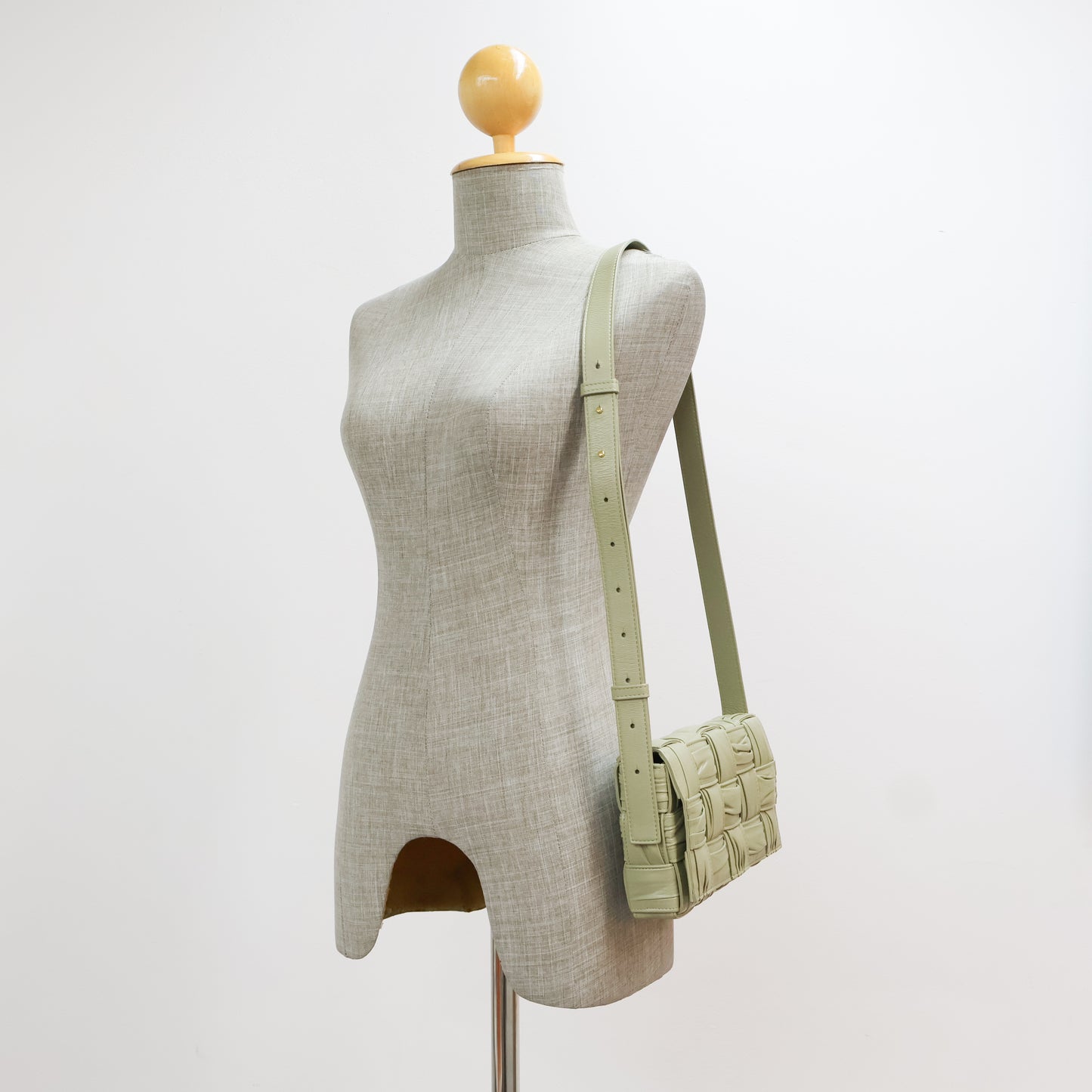 Bottega Cassette Small Travertine