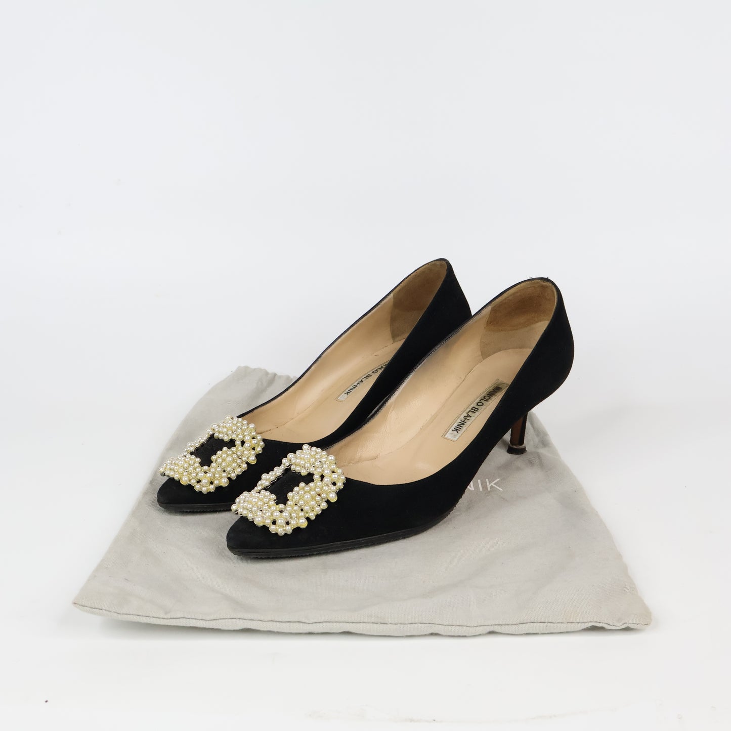 Manolo Blahnik Pumps Black Suede Pearl 37.5
