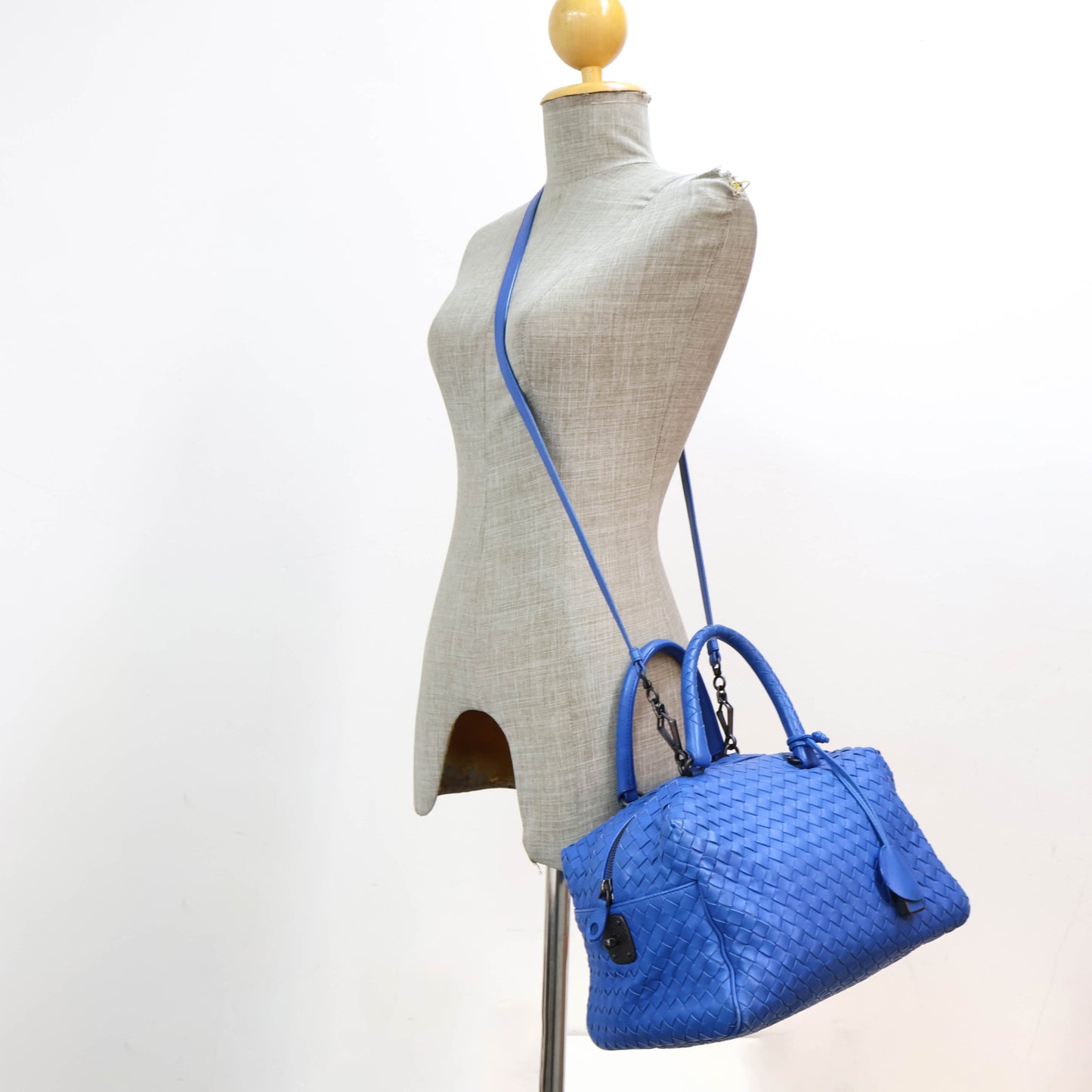 Bottega Boston Nappa Intrecciato Blue