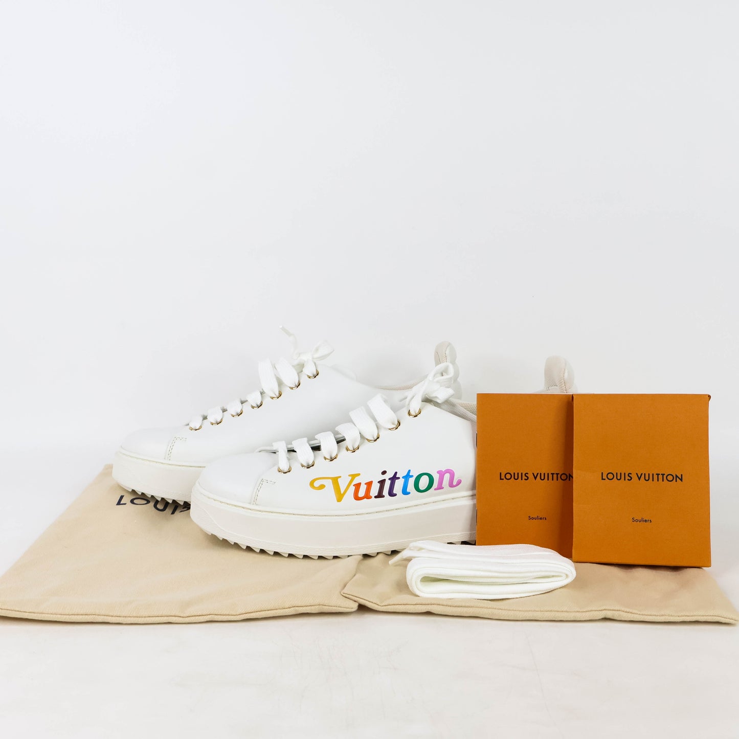 Louis Vuitton Sneakers White 41