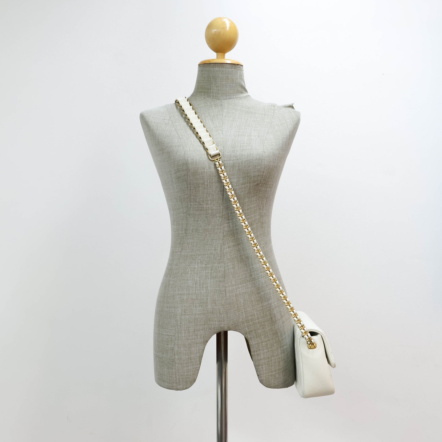 Chanel Flap Melody White Caviar GHW