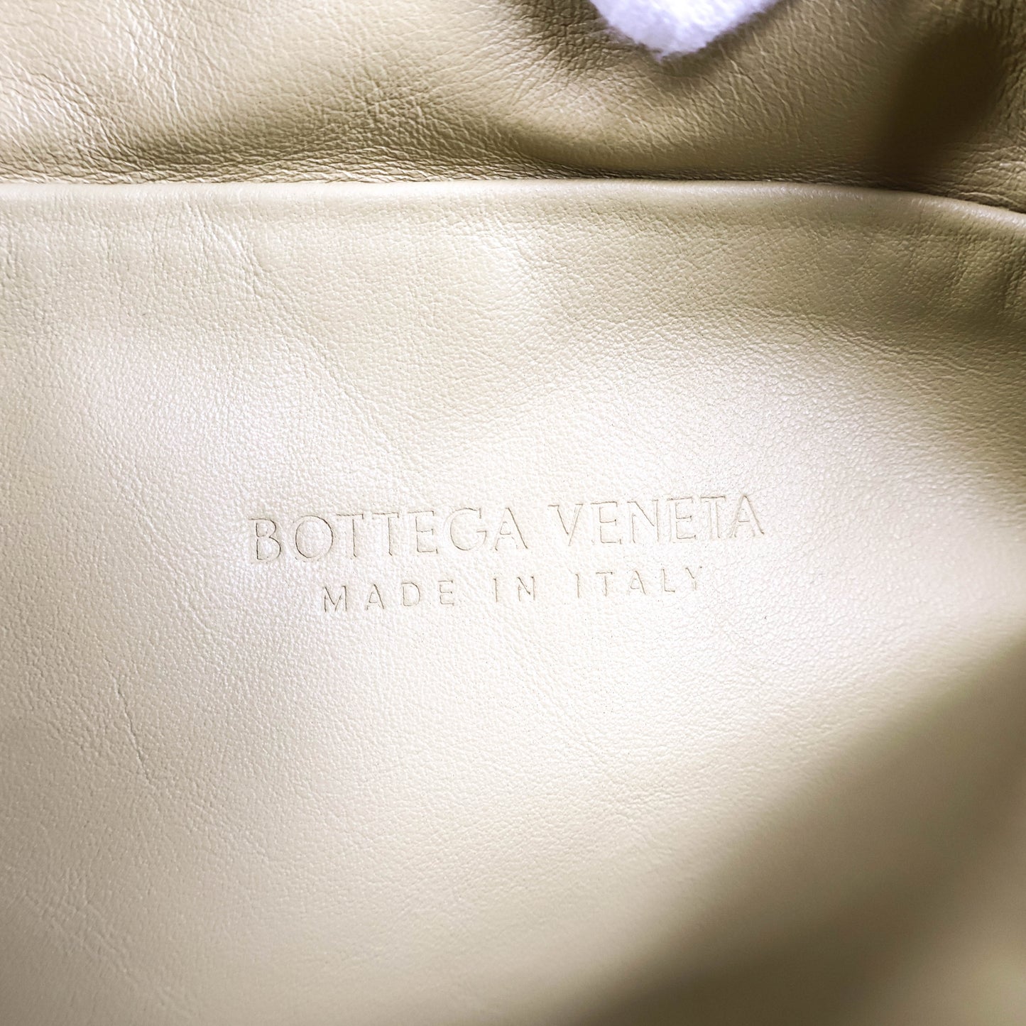 Bottega Veneta Bulb Bag Medium Tapioca