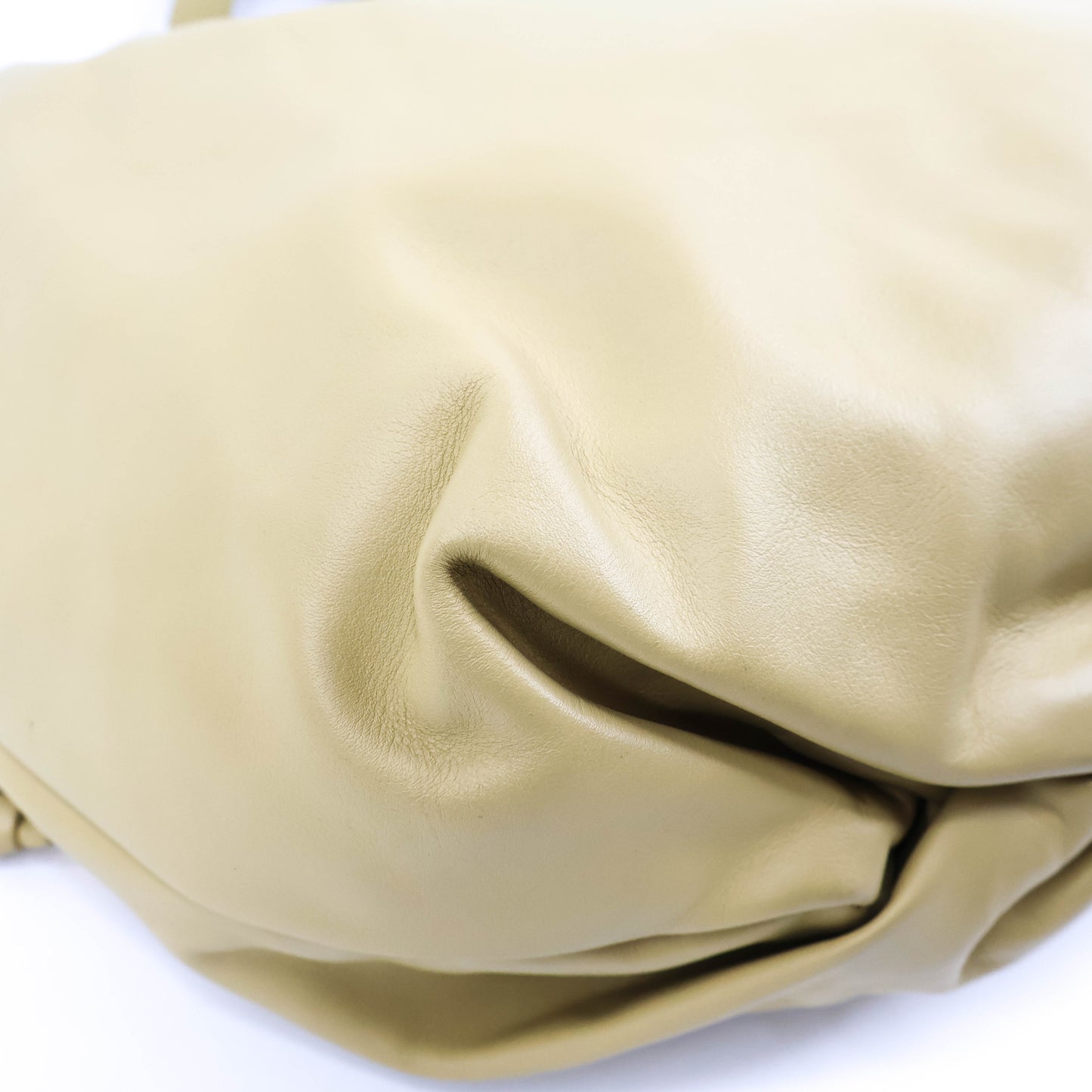 Bottega Veneta Bulb Bag Medium Tapioca