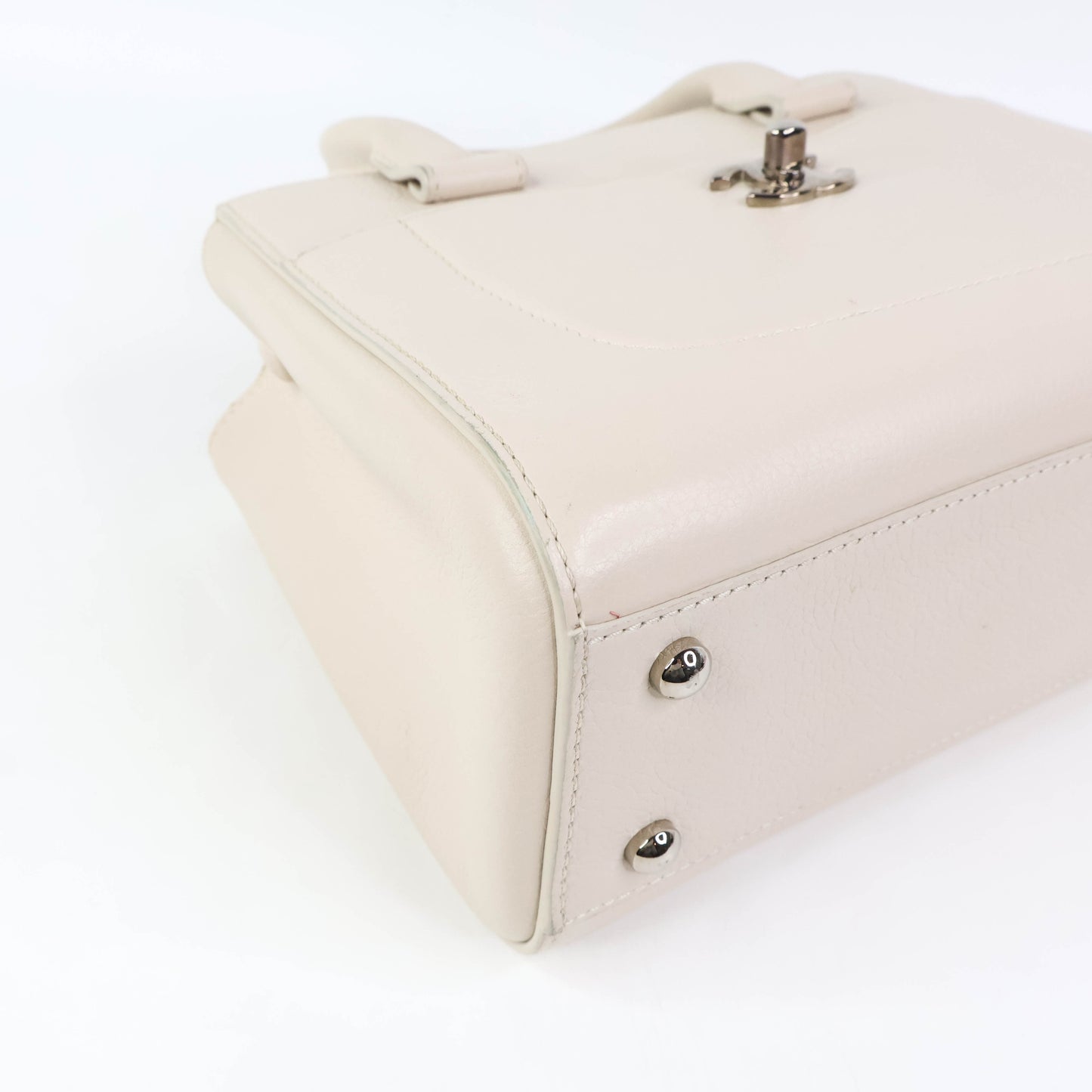 Chanel Neo Executive Mini Tote Cream