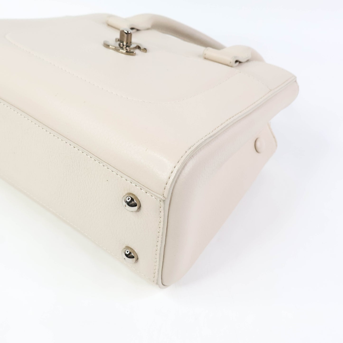 Chanel Neo Executive Mini Tote Cream