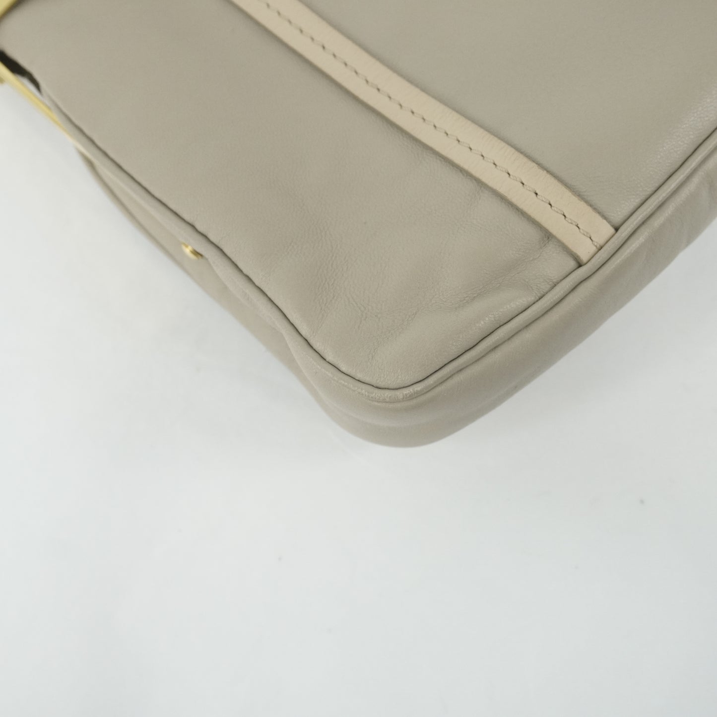 Chloe Clutch with Chain Grey