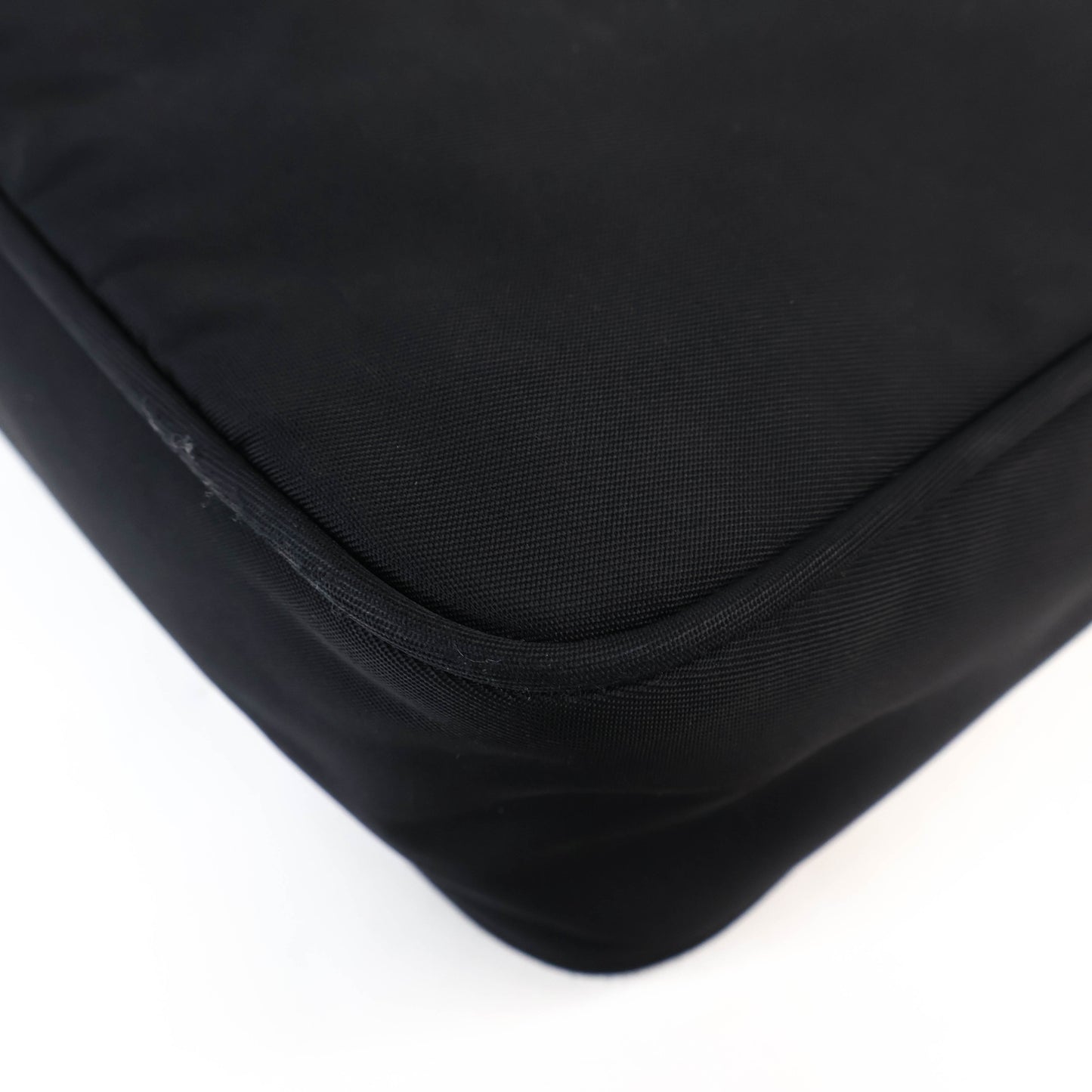 Prada Re Edition 2000 Nylon Black