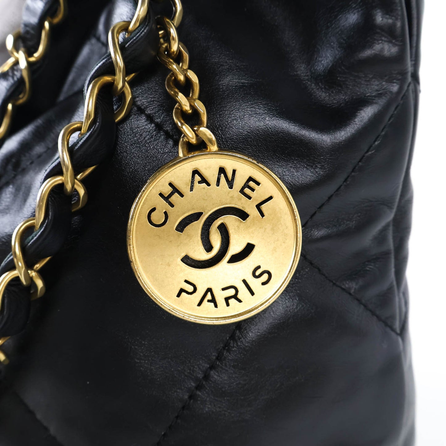 Chanel 22 Small Black GHW