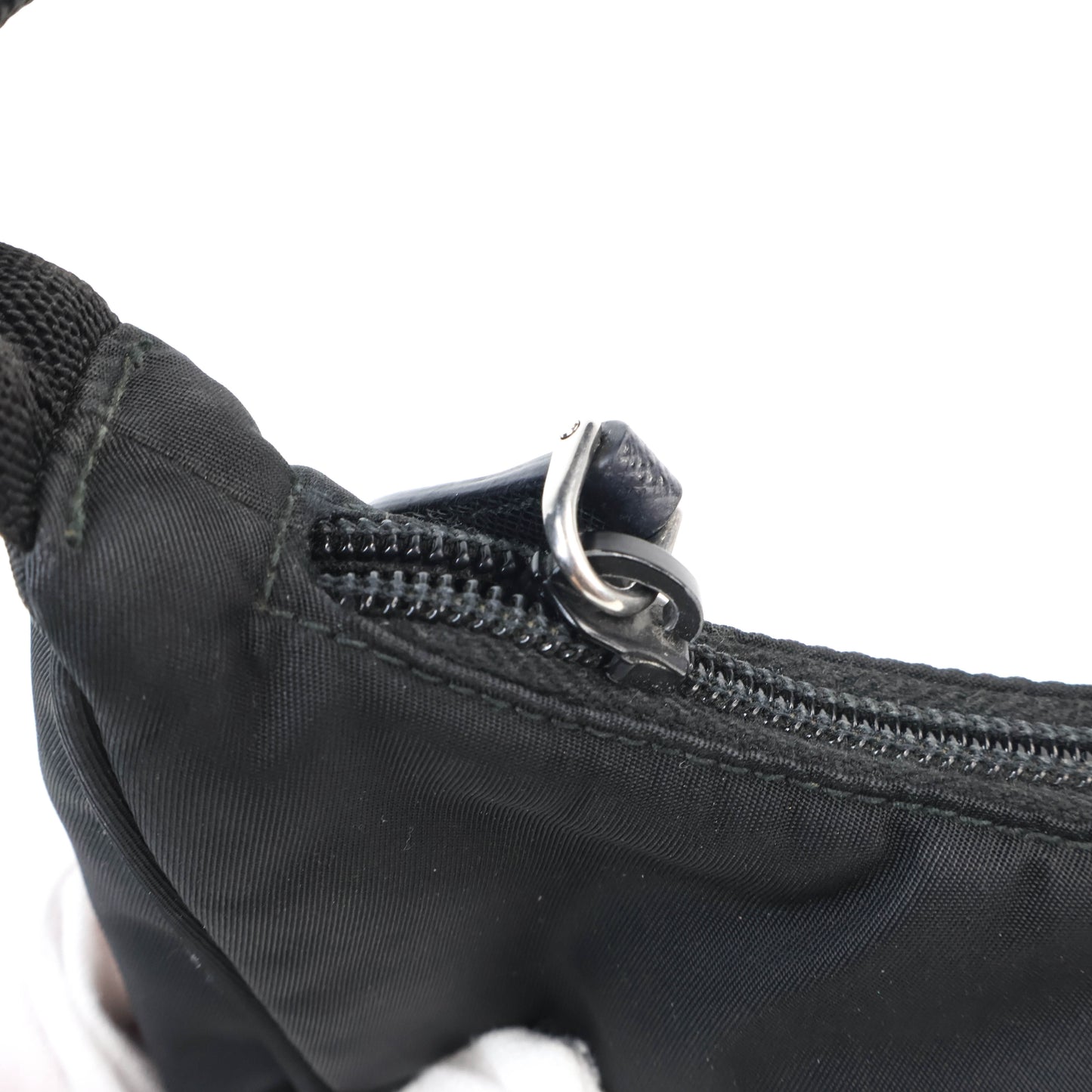 Prada Re Edition 2000 Nylon Black