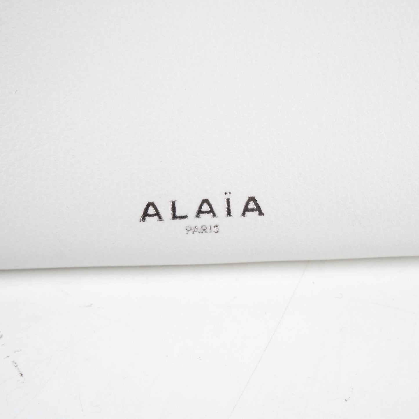 Alaia Neo Vienne Soft Calfskin (Tote White)