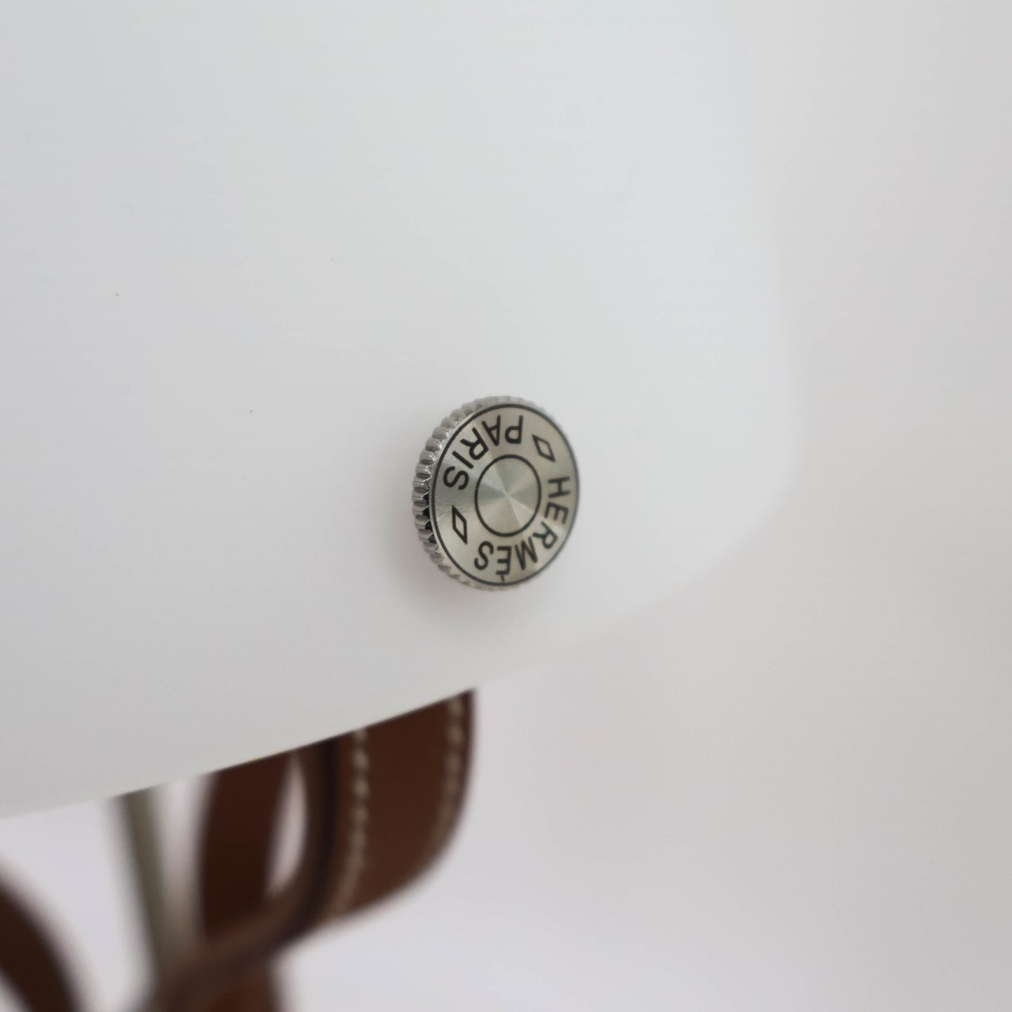 Hermes Harnais Table Lamb Gold