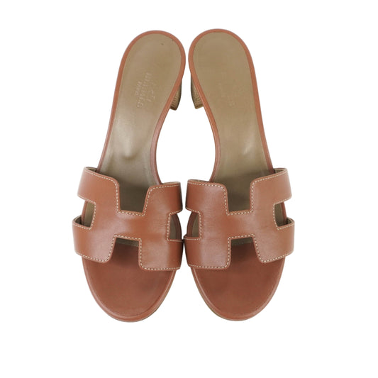 Hermes Oasis Sandals Gold 37