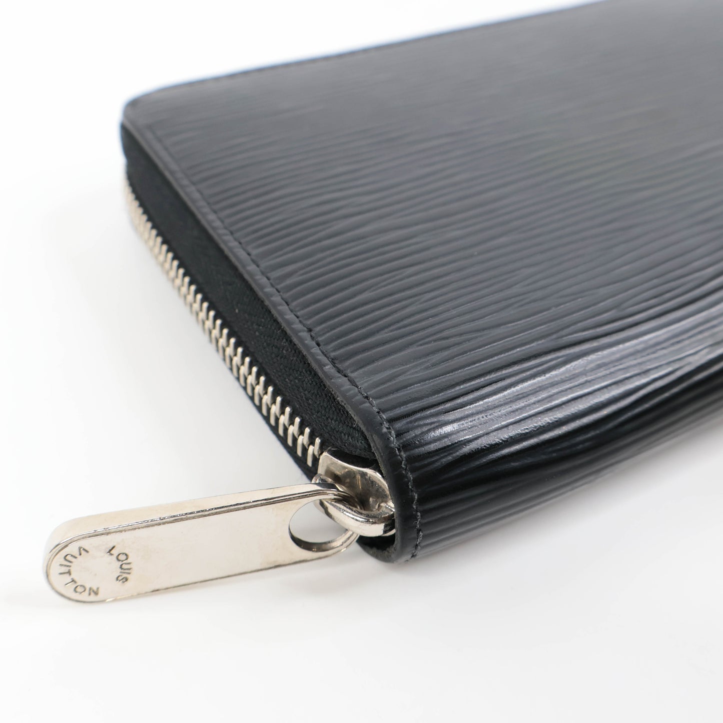 Louis Vuitton Zippy Wallet Epi Black