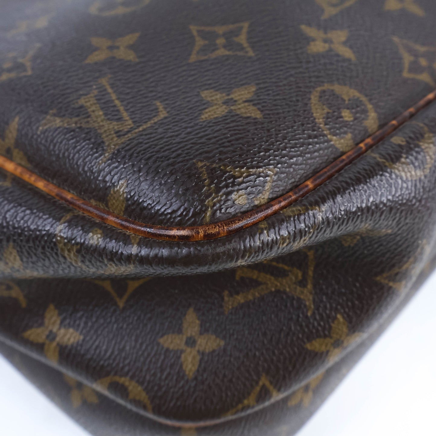 Louis Vuitton Reporter GM monogram
