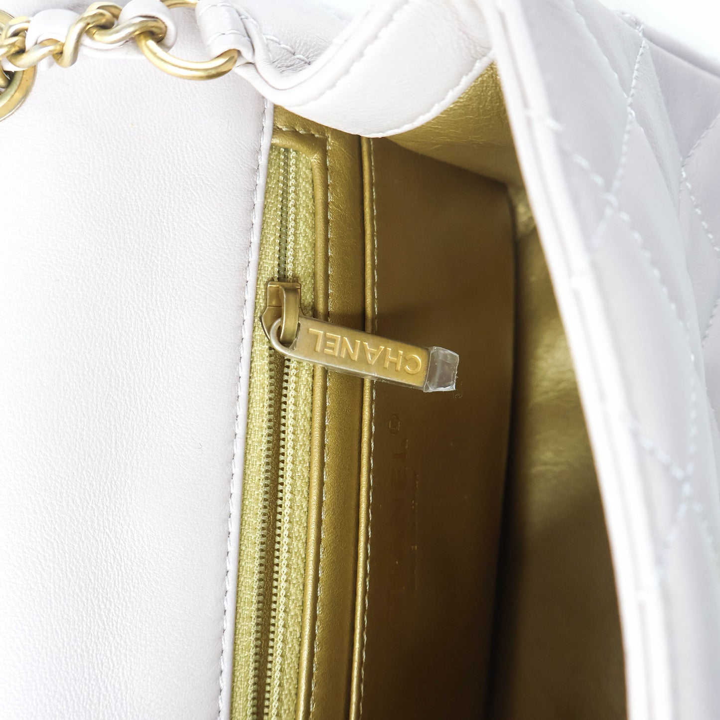 Chanel 7" Square Lilac Lamb GHW