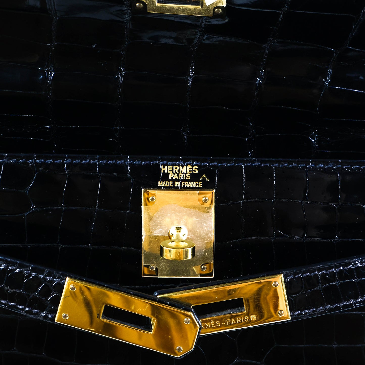Hermes Kelly 28 Crocodile Porosus Black GHW