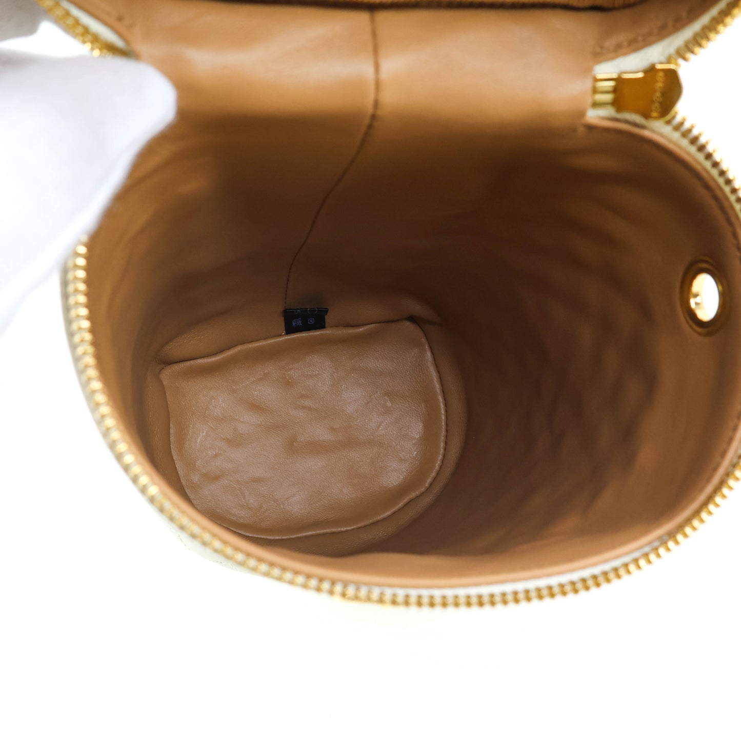 Gucci Trapuntata Zumi Crossbody Belt Bag White