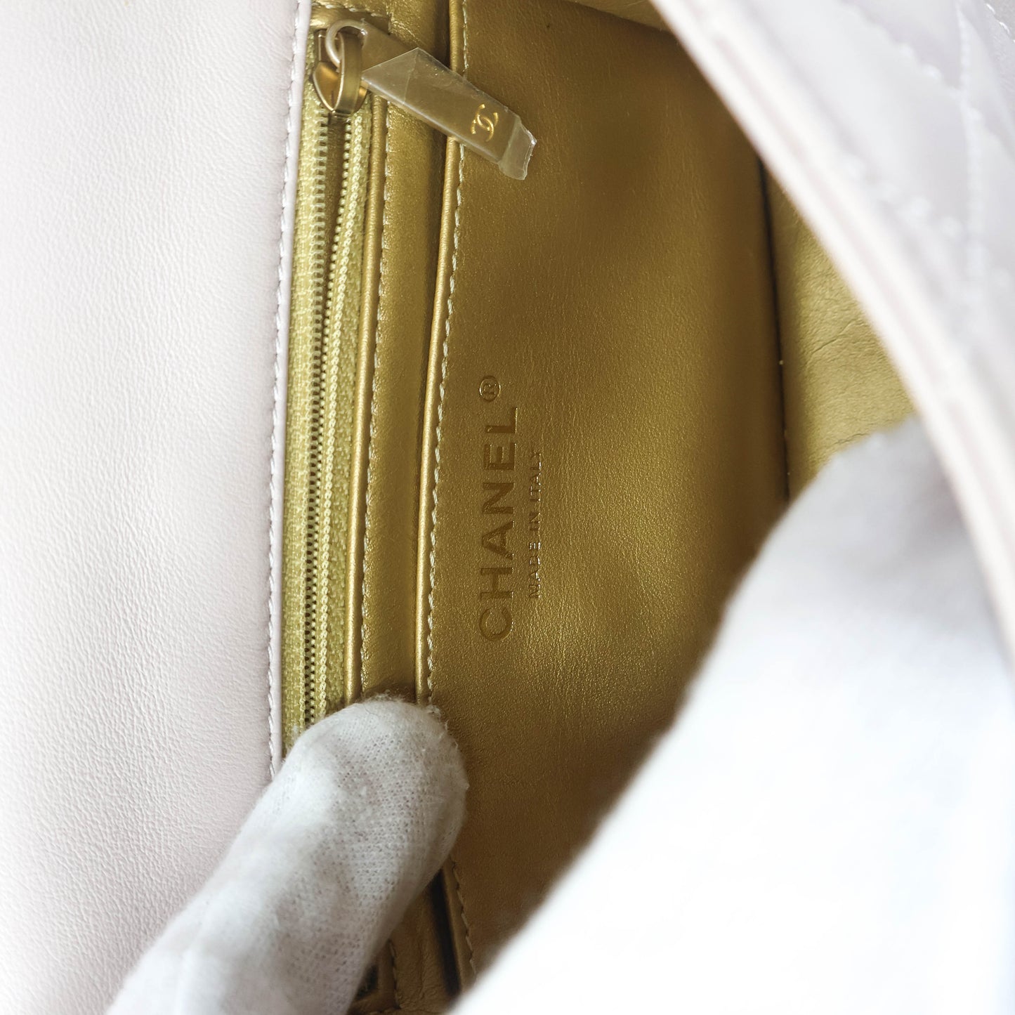 Chanel 7" Square Lilac Lamb GHW