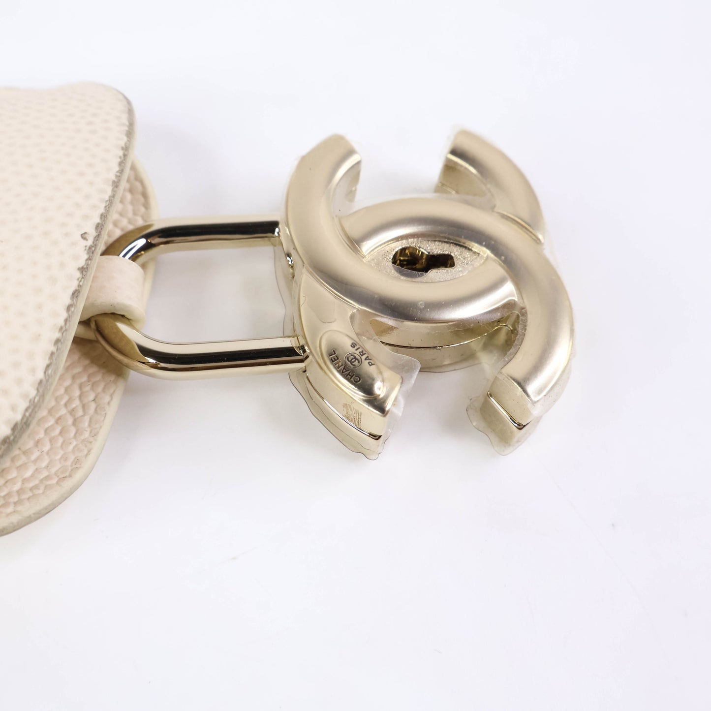 Chanel Filigree Vanity Case White Caviar LGHW