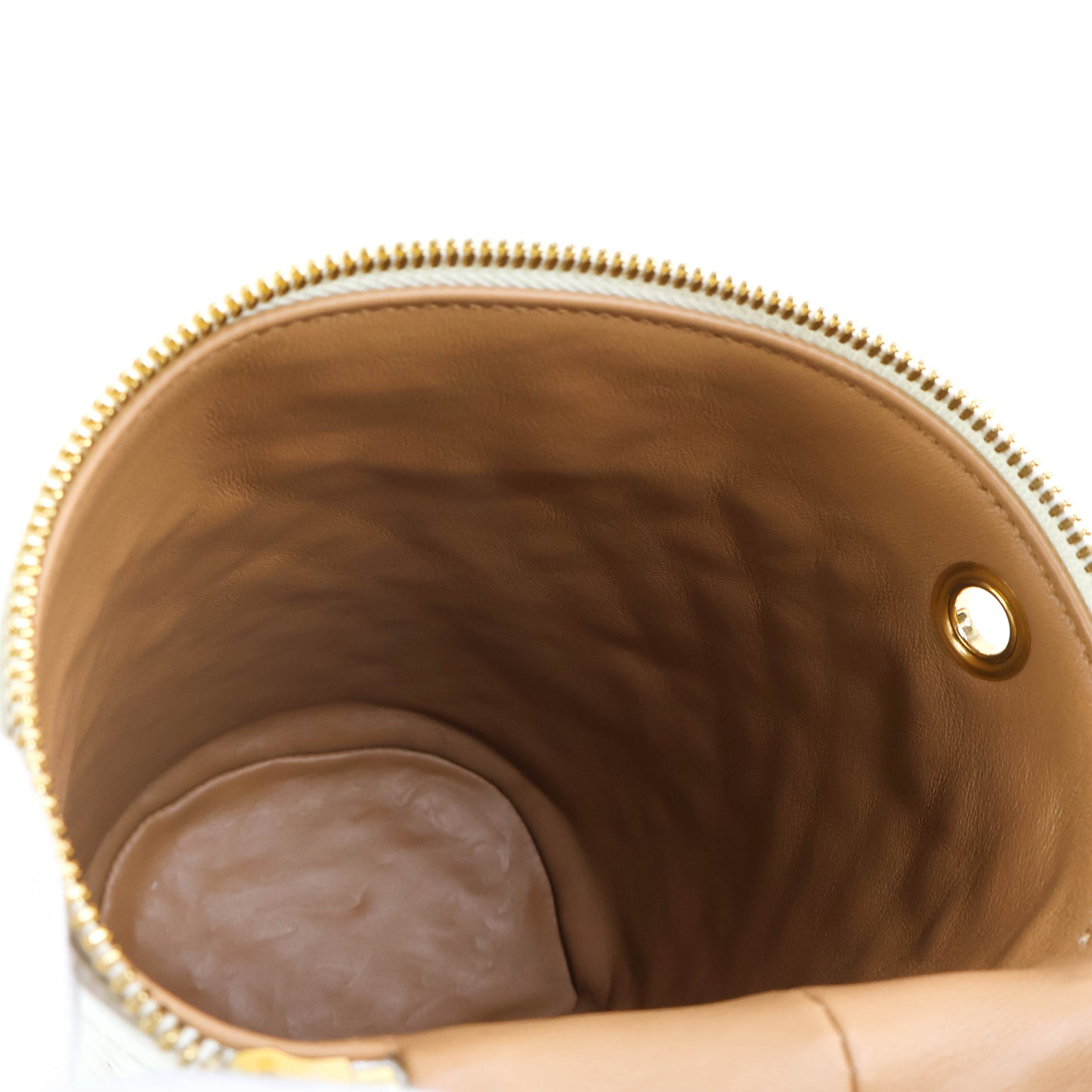 Gucci Trapuntata Zumi Crossbody Belt Bag White