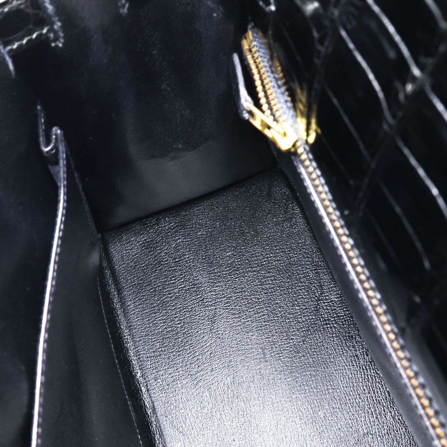 Hermes Kelly 28 Crocodile Porosus Black GHW