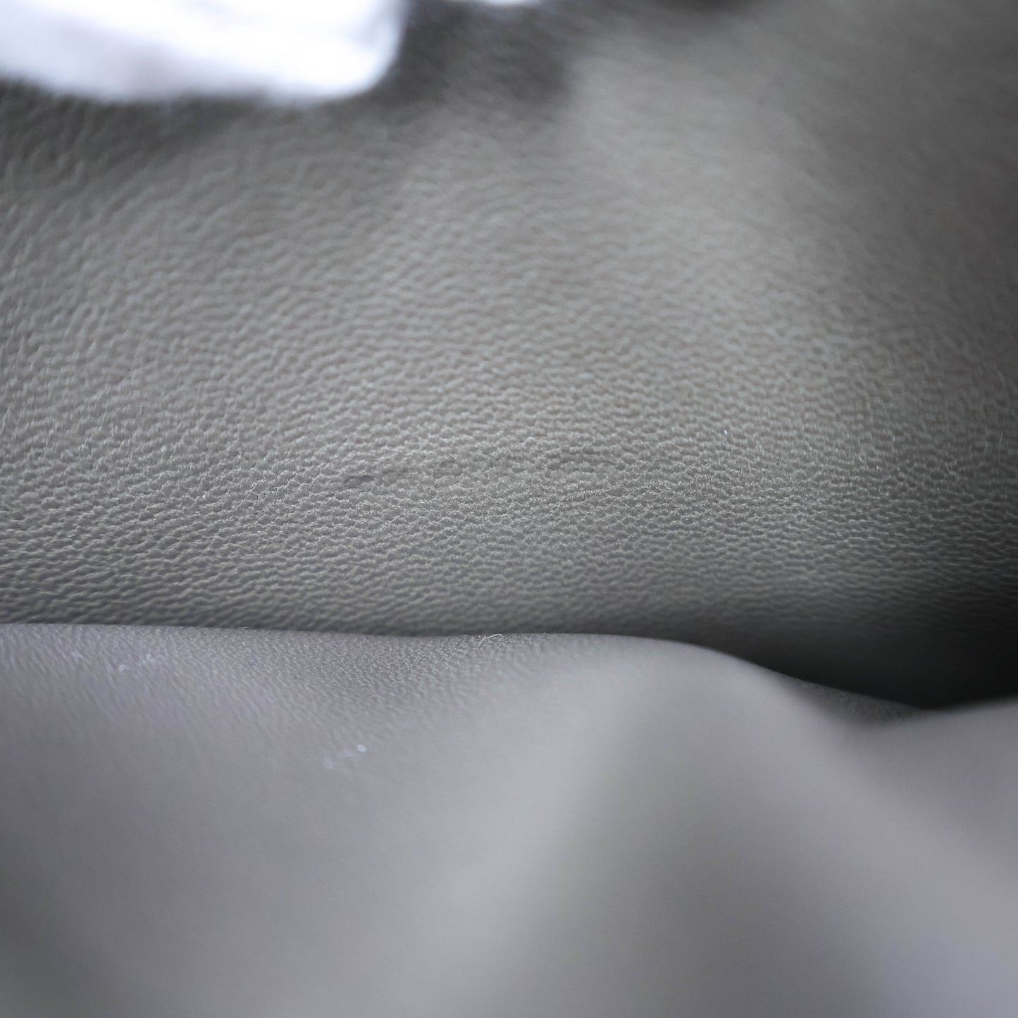 Hermes Constance to go Etain Epsom GHW