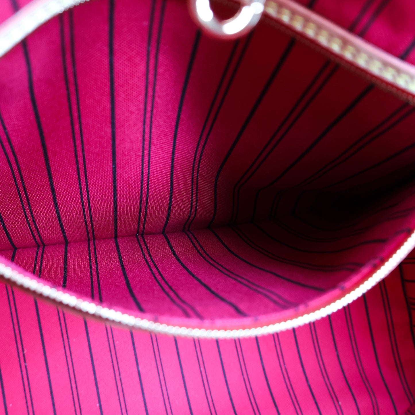 Louis Vuitton x TM Neverfull MM Cherry