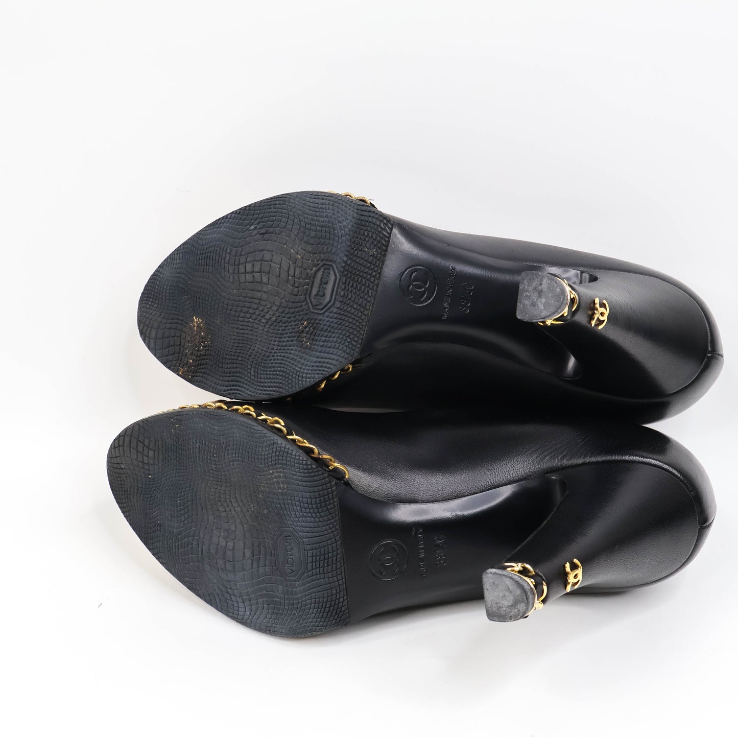 Chanel Pumps Leather Gold Black 38.5