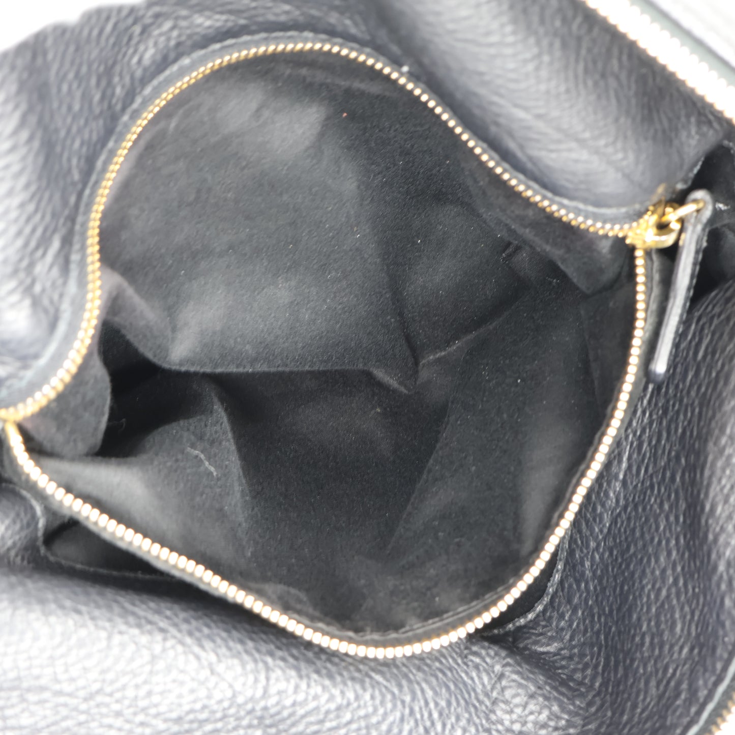Miu Miu Bow Bag Medium Black
