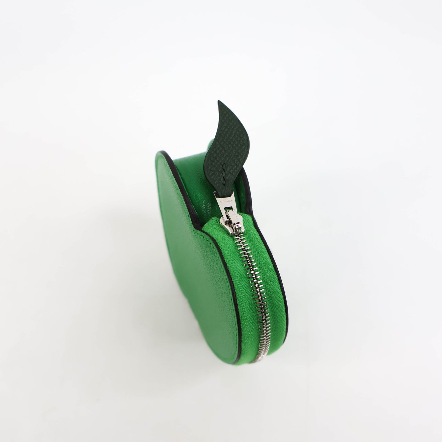 Hermes Pochette Pomme 24 Bamboo