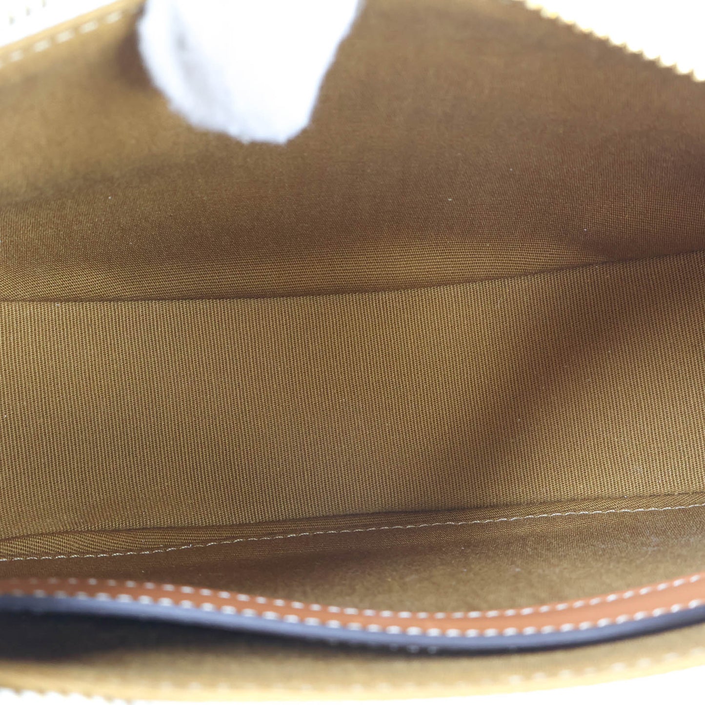 Celine Ava Medium Triomphe White Chain