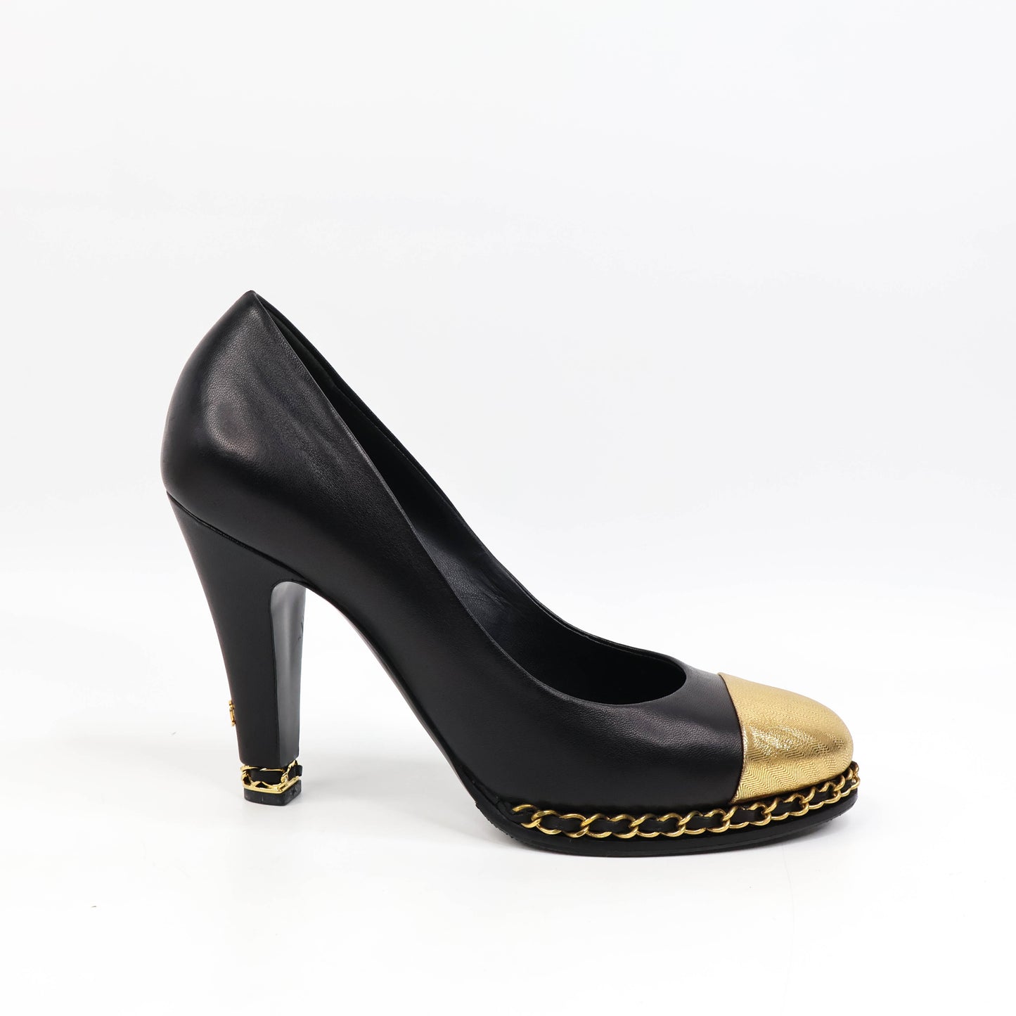 Chanel Pumps Leather Gold Black 38.5