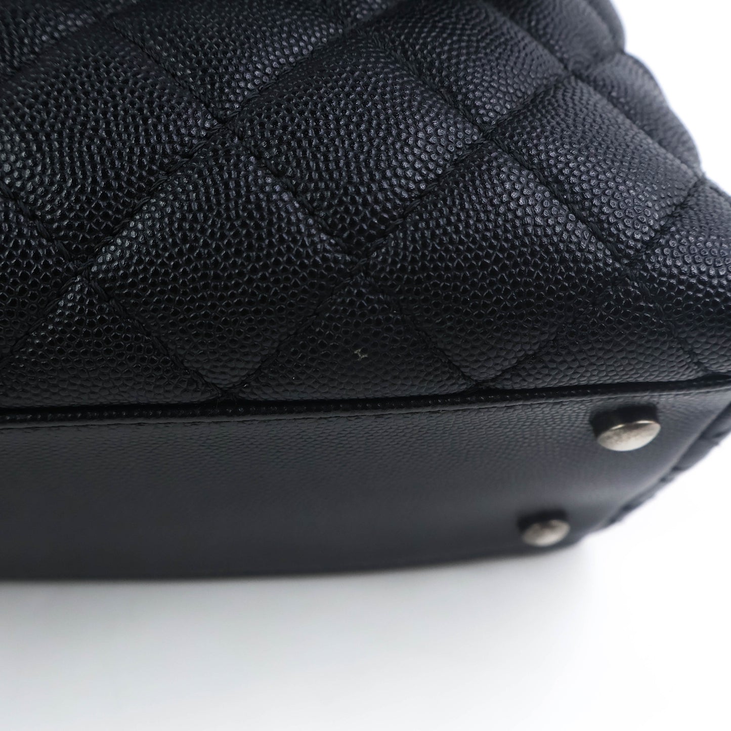 Chanel Coco Handle Medium Black Caviar