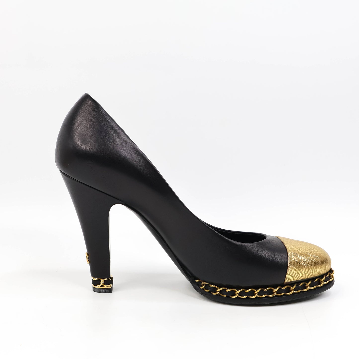Chanel Pumps Leather Gold Black 38.5
