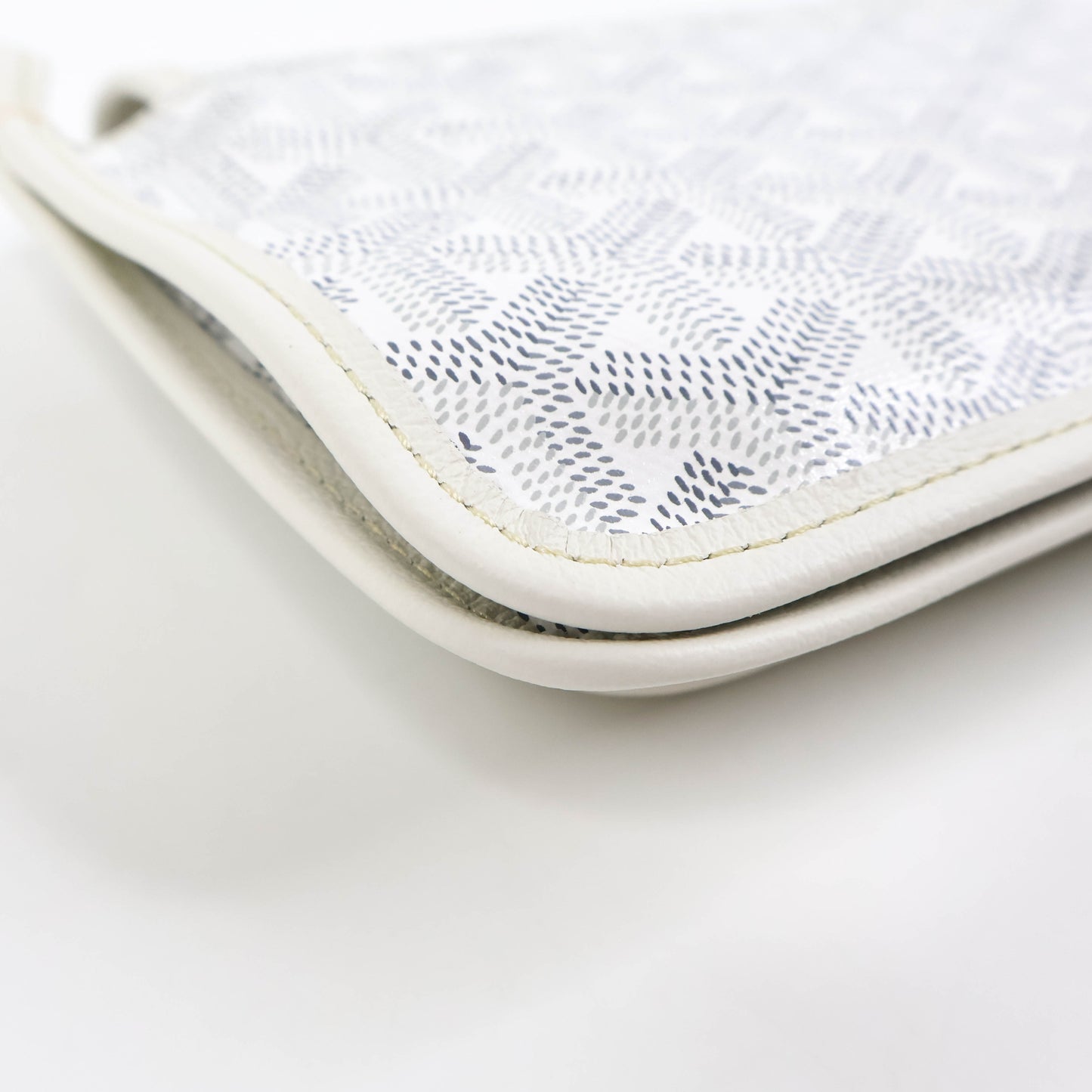 Goyard Plummet Pocket Bag White