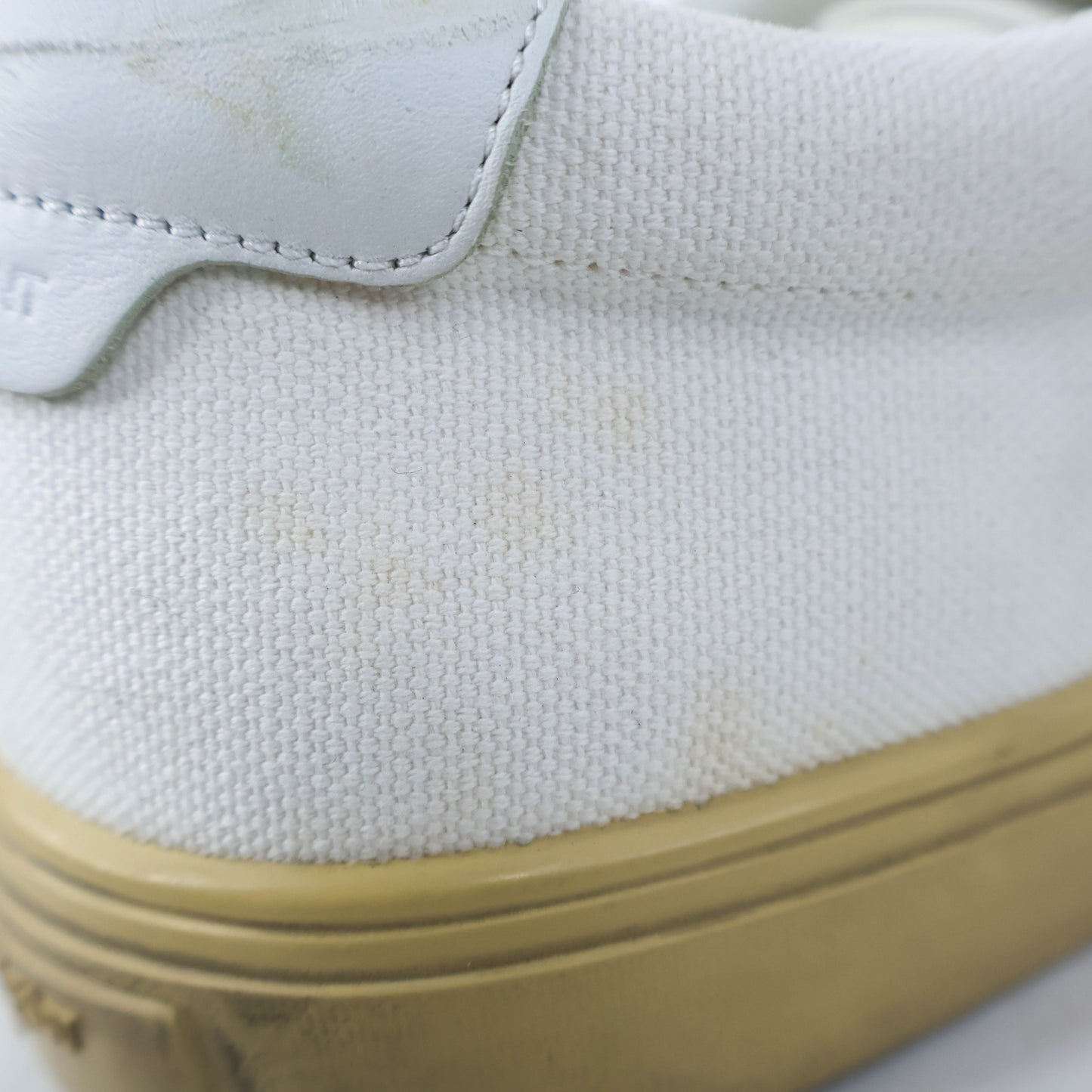 Saint Laurent Sneakers White Canvas 42