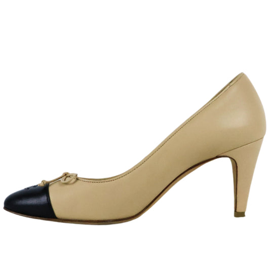 Chanel Pumps Beige