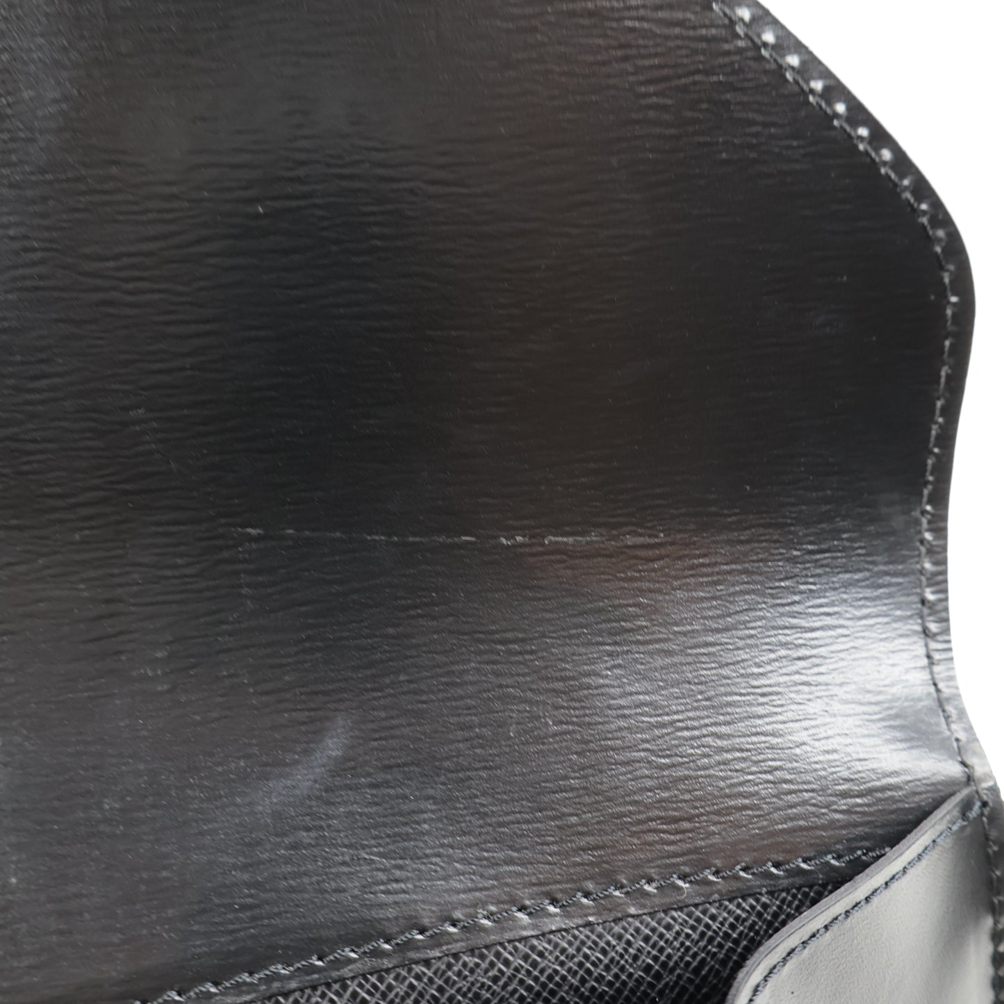 Louis Vuitton Clutch Vintage Epi Black