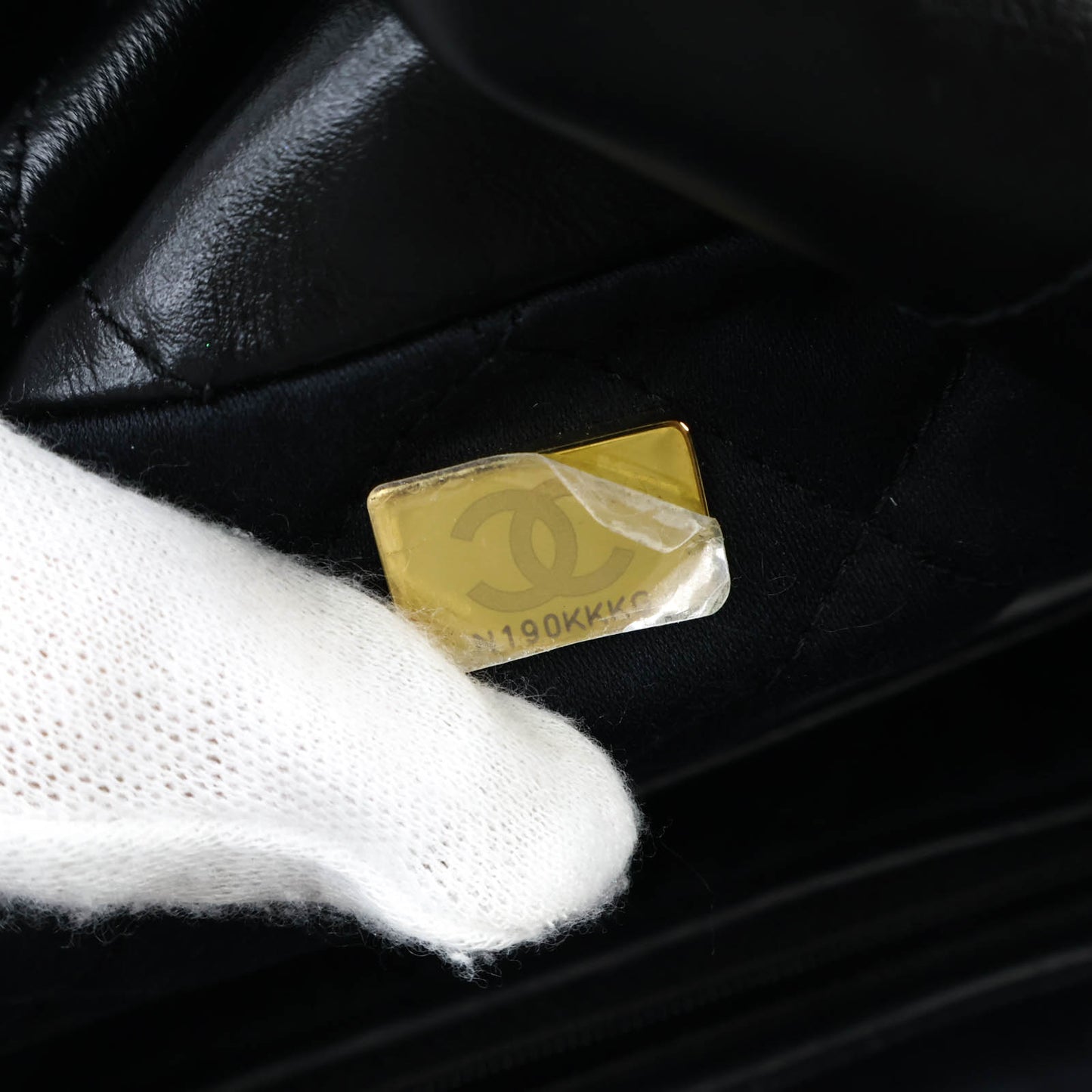 Chanel 22 Small Black GHW