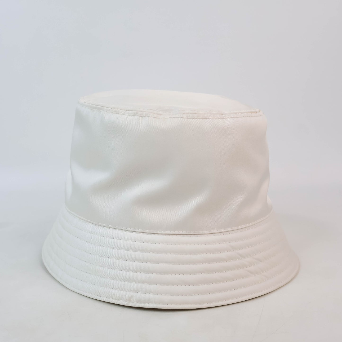 Prada Bucket Hat Re Nylon White