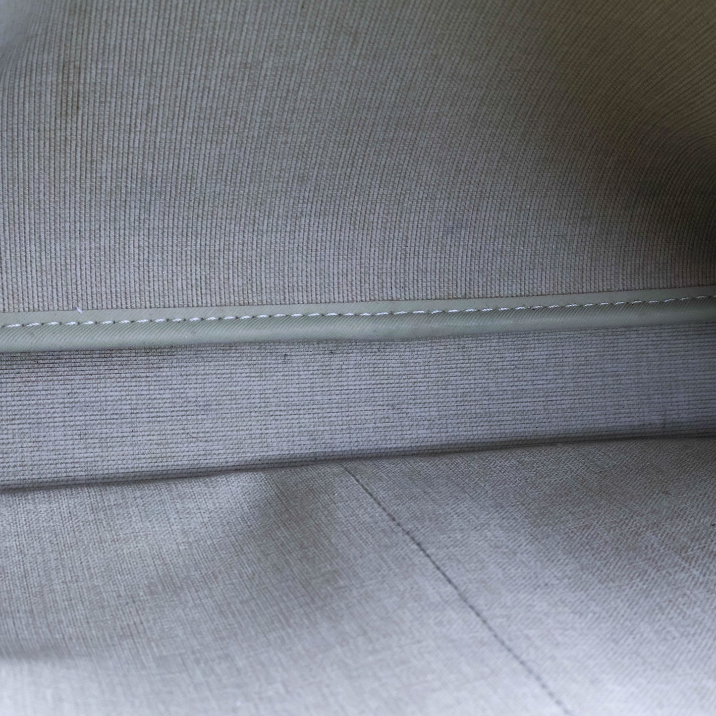 Louis Vuitton Reporter GM monogram