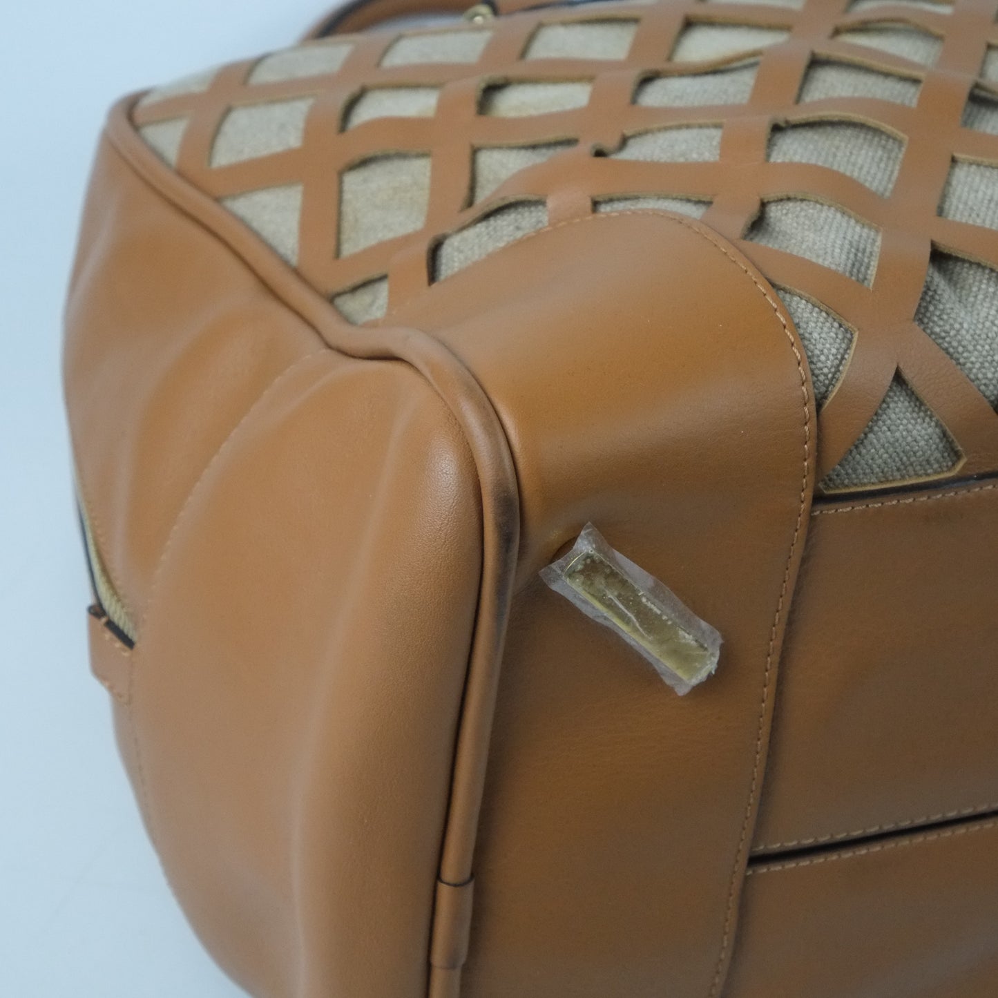 Loewe Amazona 44 Tan