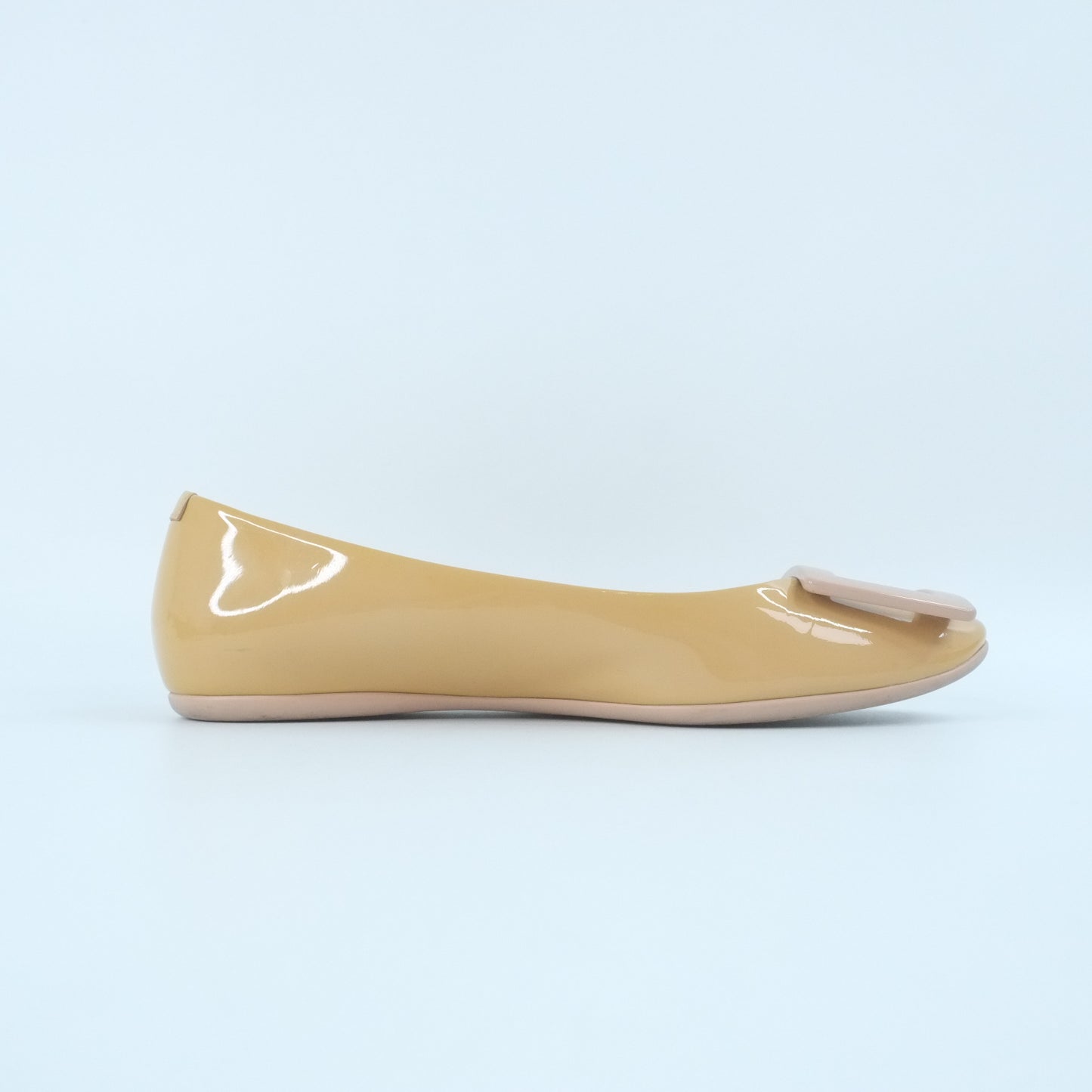 Roger Vivier Flat Beige Patent 35.5