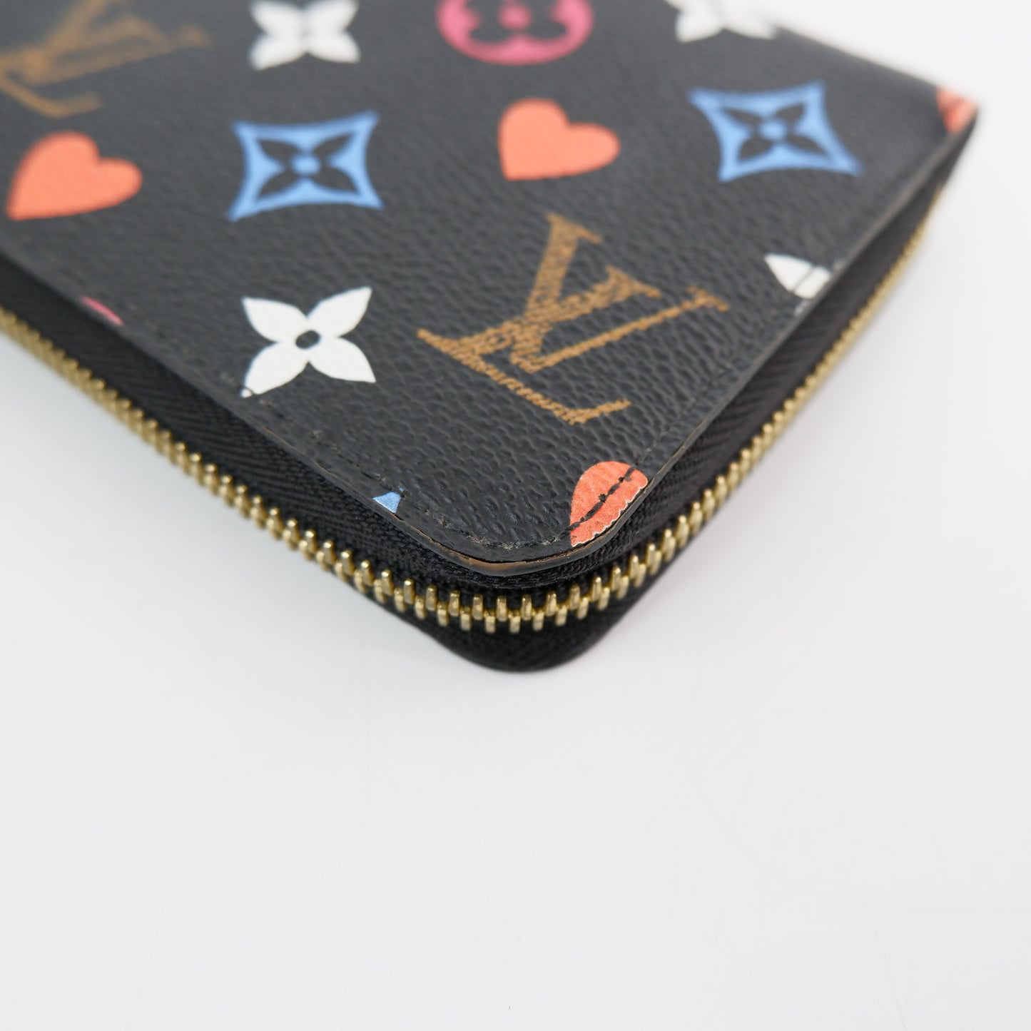 Louis Vuitton Zippy Long Wallet Monogram Game on Black